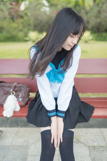 180斤山东女孩拍写真美哭网友